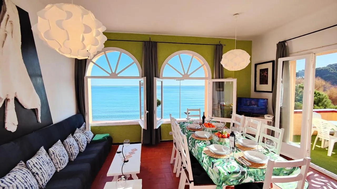Apartamento Con Jardin A 11 Metros De La Playa. Cg. Palamós